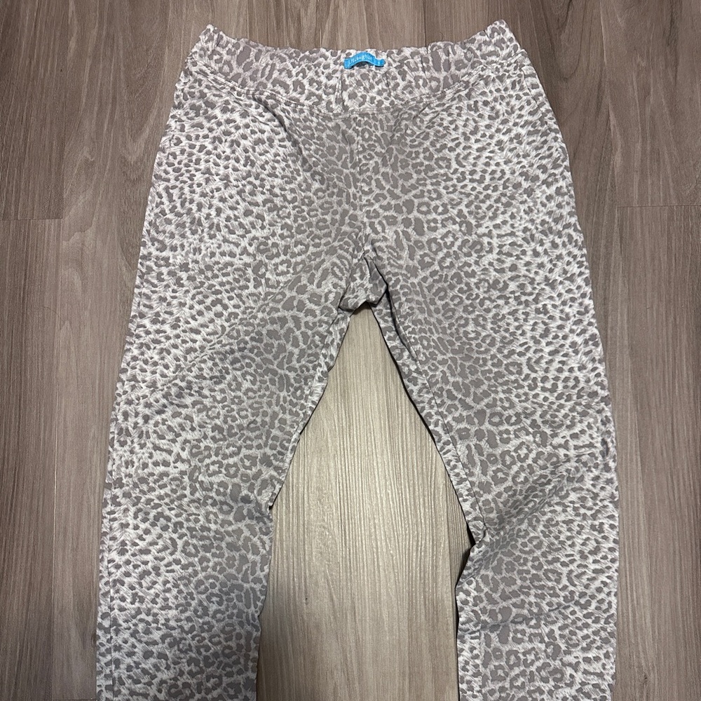 J.McLaughlin Leopard Print Stretch Pants | Size Small | Neutral Animal Print